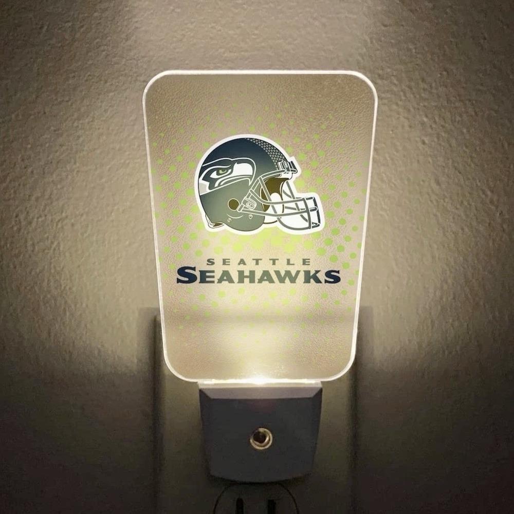SEATTLE SEAHAWKS TEAM FROSTED NIGHT LIGHT PLUG-IN LED W/LIGHT SENSOR NEW - Picture 2 of 9